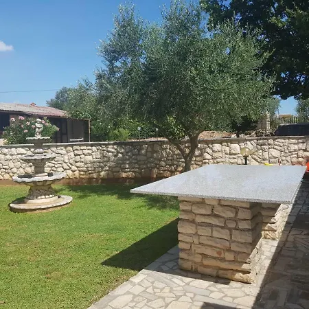 Holiday Kavran-istria Tatil Evi Kavran